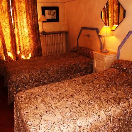 Bed and breakfast La Maison Aux Volets Bleus *